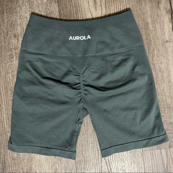 -SOLD- Aurola Shorts (Amplify Dupes) - Stormy Sea (S) - Picture 2 of 3